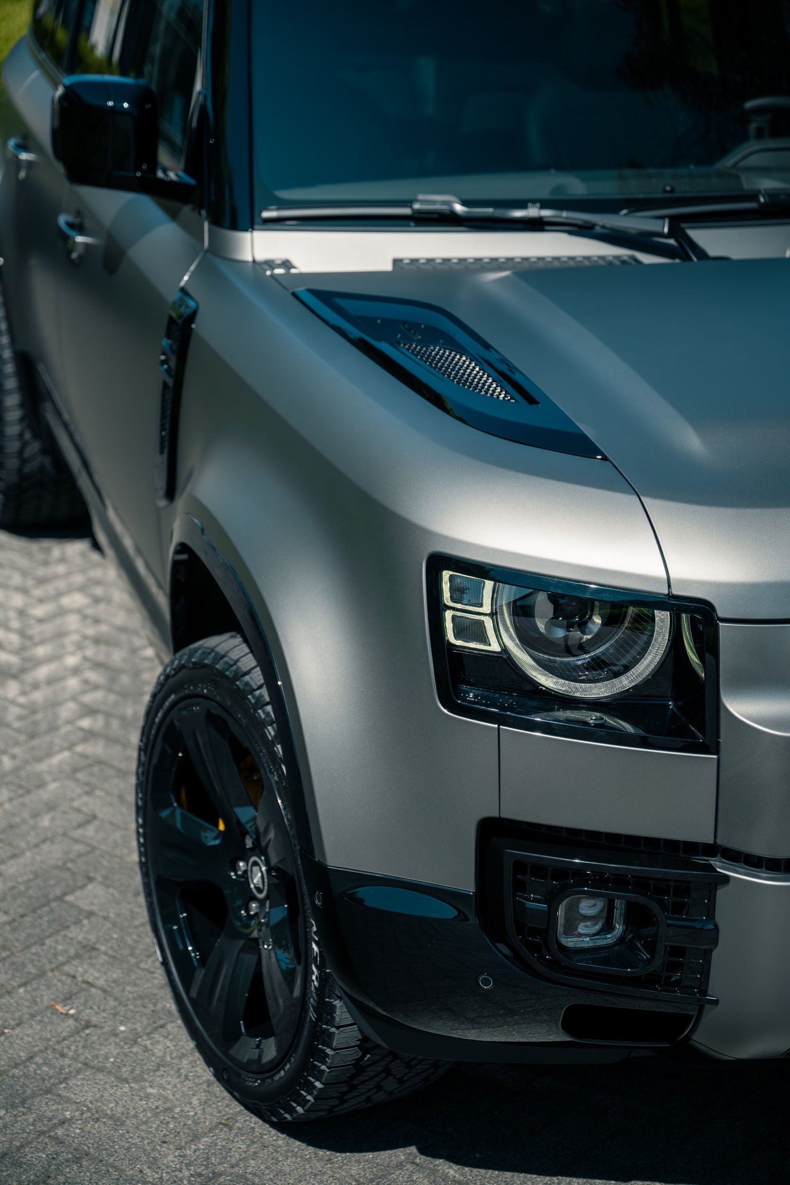 JLR Experts signature service